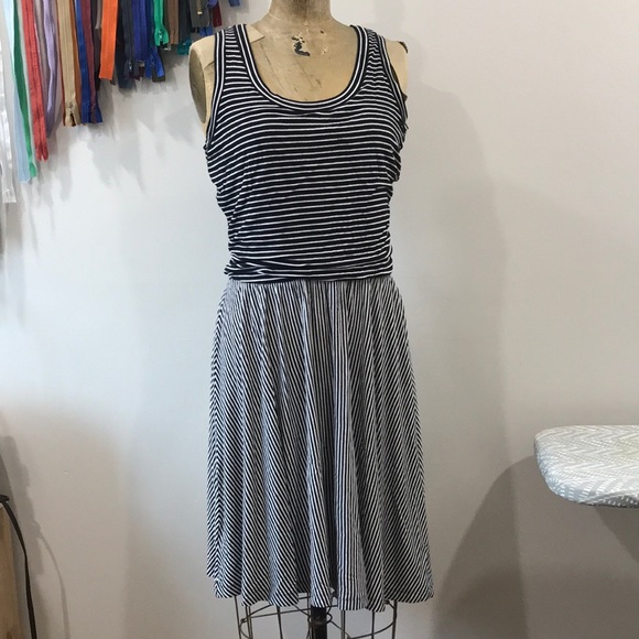 Old Navy striped knit dress Size Medium - Picture 1 of 2